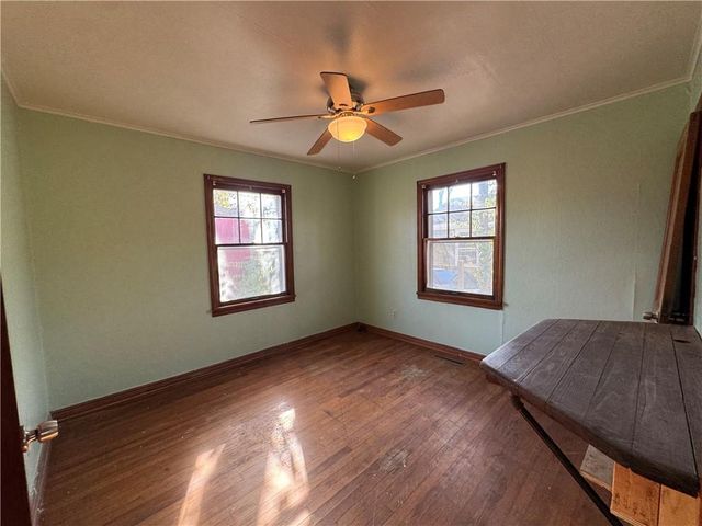 105 W Billings Street, Pittsburg, KS 66762