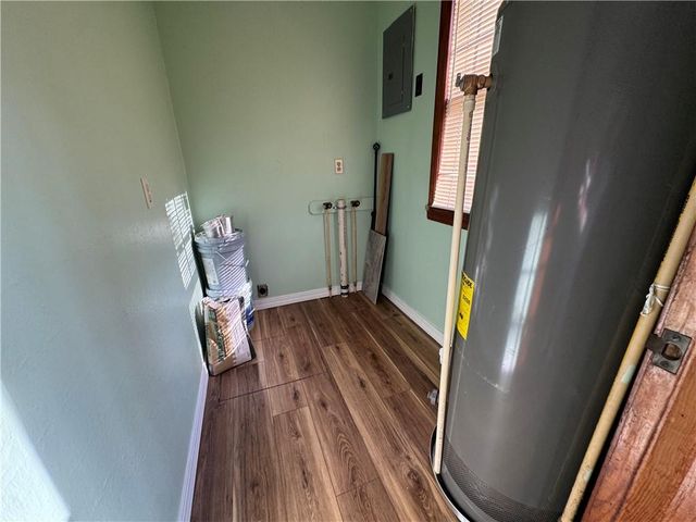 105 W Billings Street, Pittsburg, KS 66762