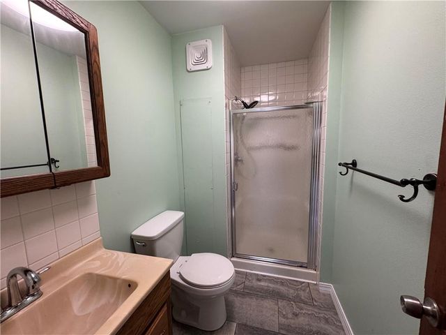 105 W Billings Street, Pittsburg, KS 66762