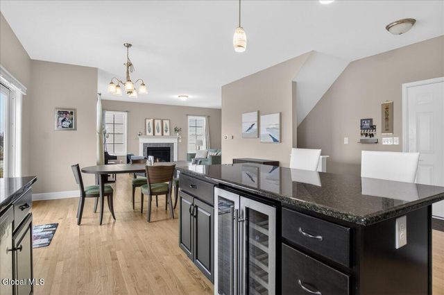 76 Waverly Circle, Colonie, NY 12189