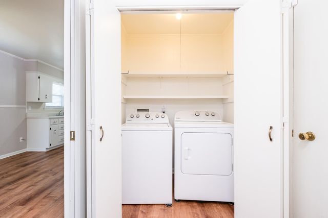 28 Walnut Valley Drive, Little Rock, AR 72211