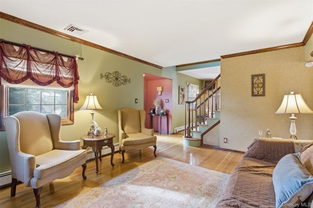 2185 Howard Place, Bellmore, NY 11710