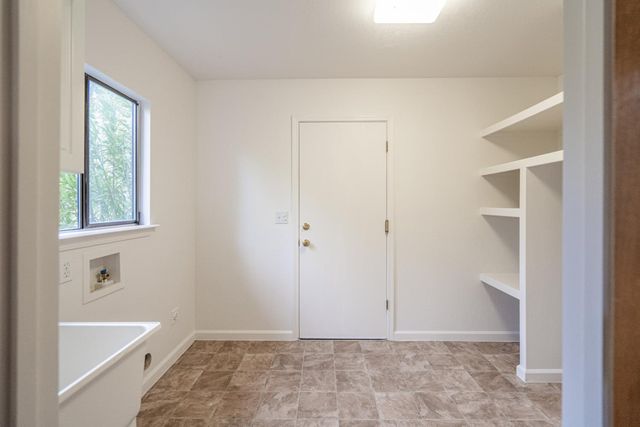 19501 Chaparral Cir, Penn Valley, CA 95946