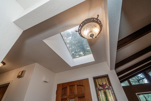19501 Chaparral Cir, Penn Valley, CA 95946