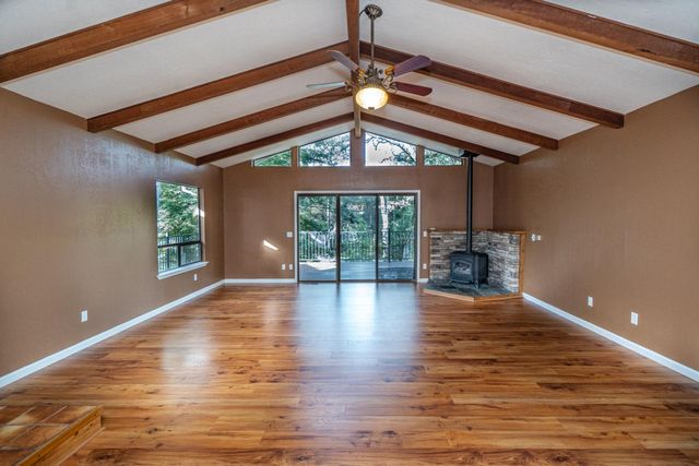 19501 Chaparral Cir, Penn Valley, CA 95946