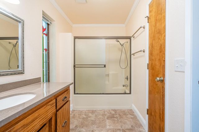 19501 Chaparral Cir, Penn Valley, CA 95946
