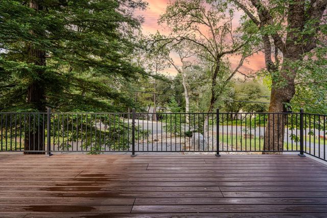 19501 Chaparral Cir, Penn Valley, CA 95946