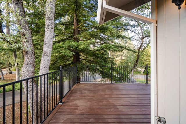 19501 Chaparral Cir, Penn Valley, CA 95946