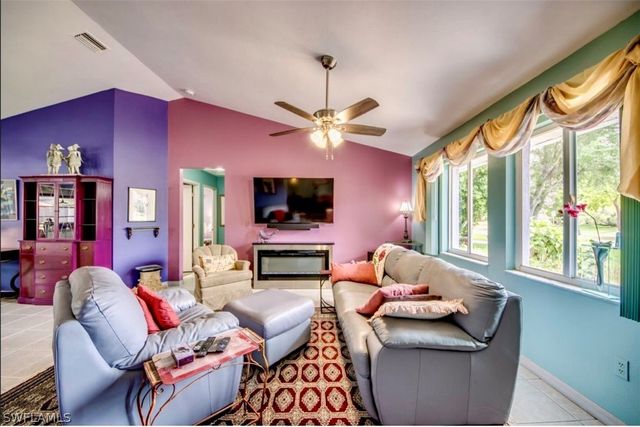 539 W Archer PKWY, Cape Coral, FL 33904