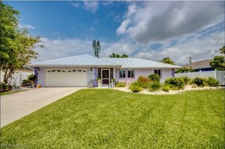 539 W Archer PKWY, Cape Coral, FL 33904