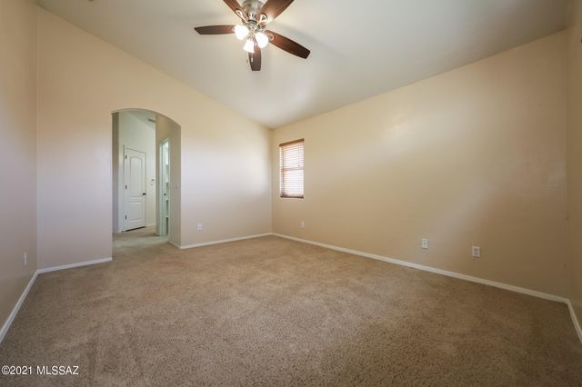 10489 E Bonpland Willow Drive, Tucson, AZ 85747