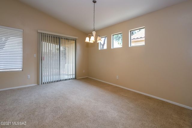 10489 E Bonpland Willow Drive, Tucson, AZ 85747