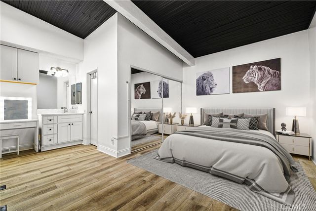 5460 White Oak F303, Encino, CA 91316