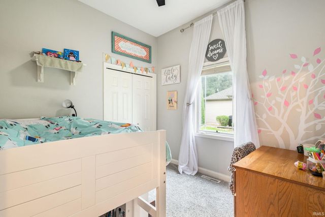 53702 Songbird Way, Bristol, IN 46507