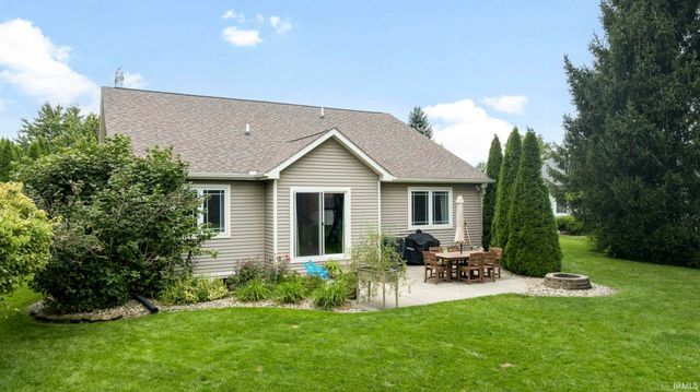 53702 Songbird Way, Bristol, IN 46507