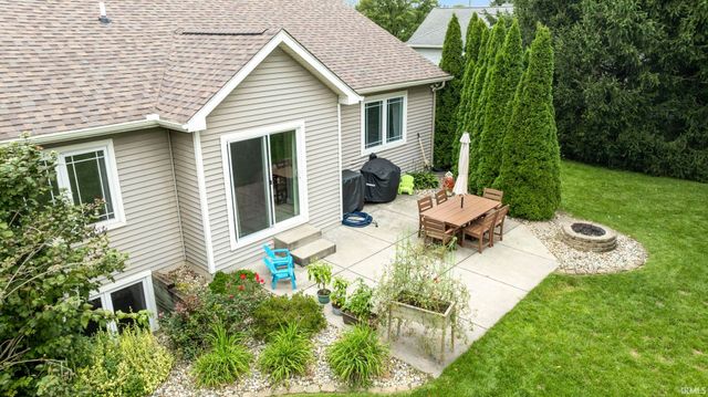 53702 Songbird Way, Bristol, IN 46507