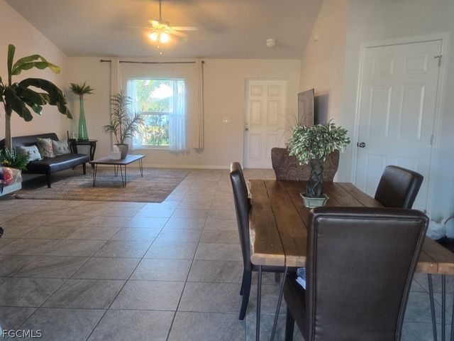 1129 NE 9th ST, Cape Coral, FL 33909