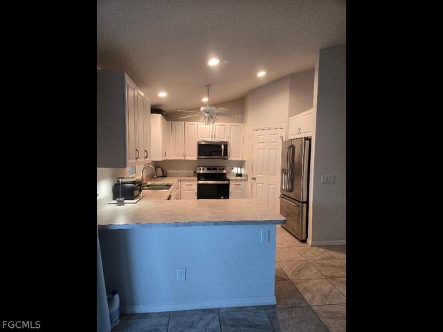 1129 NE 9th ST, Cape Coral, FL 33909