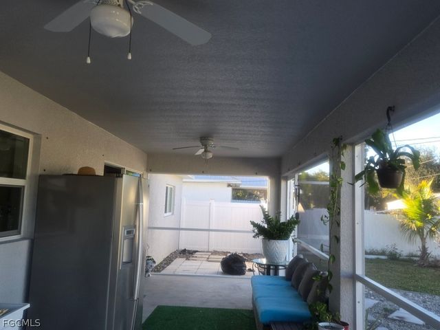 1129 NE 9th ST, Cape Coral, FL 33909