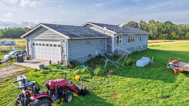 1818 Sherwood Street, Pokegama Twp, MN 55051