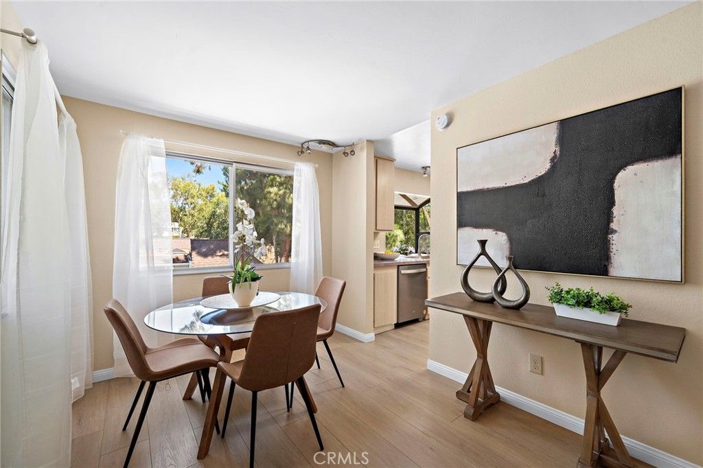 Image 11 of property listing at 22212 Caminito Vino, Laguna Hills, CA 92653