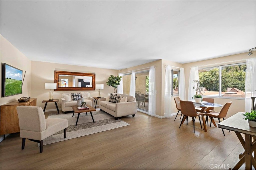Image 5 of property listing at 22212 Caminito Vino, Laguna Hills, CA 92653