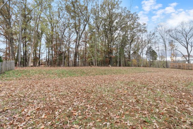 818 Marksman Court, Clarksville, TN 37042
