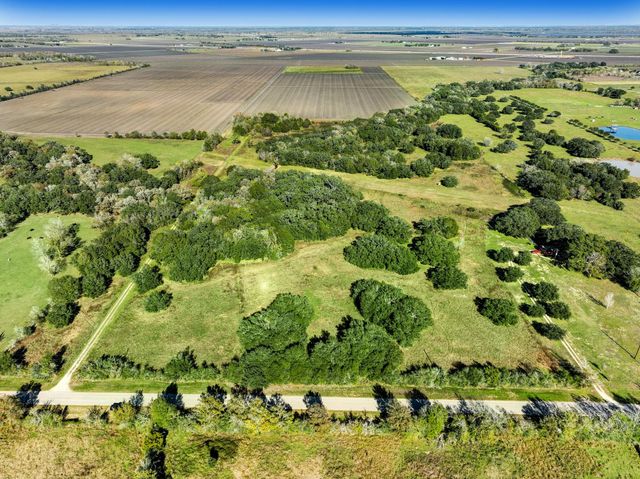 000 County Road 509 Off County Rd, Damon, TX 77430