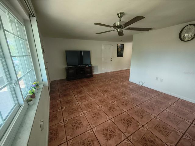 6627 PARKSIDE DRIVE, New Port Richey, FL 34653