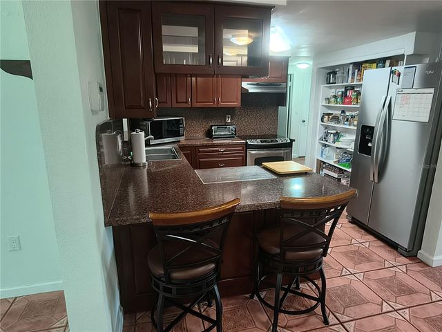 6627 PARKSIDE DRIVE, New Port Richey, FL 34653