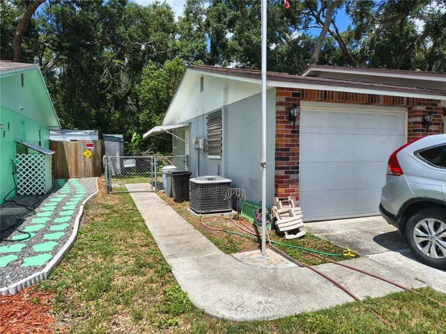 6627 PARKSIDE DRIVE, New Port Richey, FL 34653