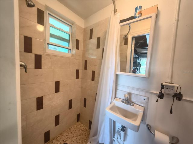 6627 PARKSIDE DRIVE, New Port Richey, FL 34653