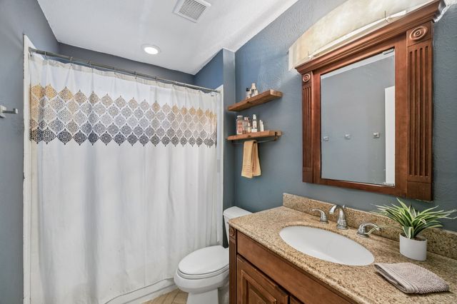 4953 N Hall Street, Dallas, TX 75235