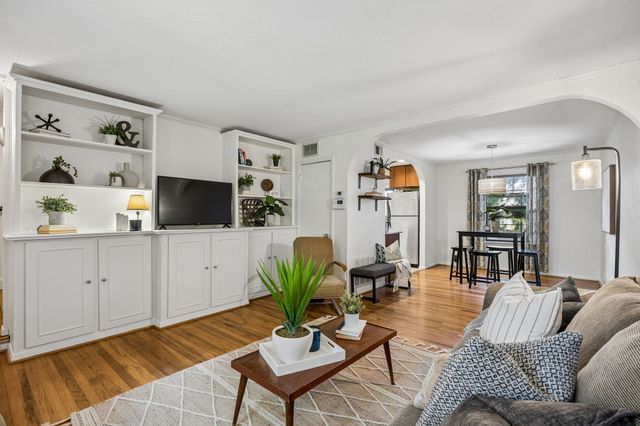 4953 N Hall Street, Dallas, TX 75235