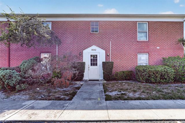 8542 10TH STREET N B, St Petersburg, FL 33702