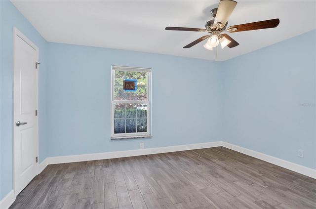 8542 10TH STREET N B, St Petersburg, FL 33702