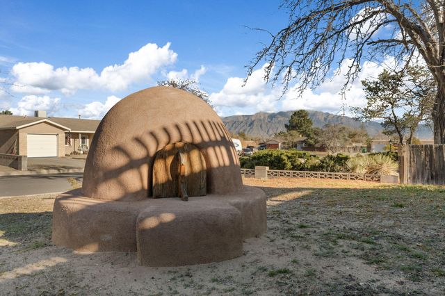 4714 El Hachero Court SE, Rio Rancho, NM 87124