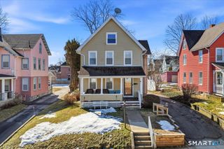 156 Willetts Avenue, New London, CT 06320