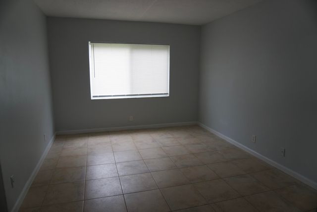 151 SE 6th Avenue 3, Pompano Beach, FL 33060