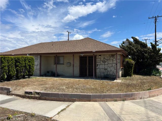 901 N Mountain View, Santa Ana, CA 92703