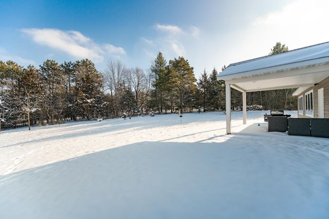 522 8th Street SW, Pine Island, MN 55963