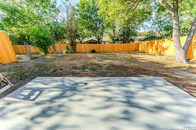 6915 Forest Meadow, San Antonio, TX 78240