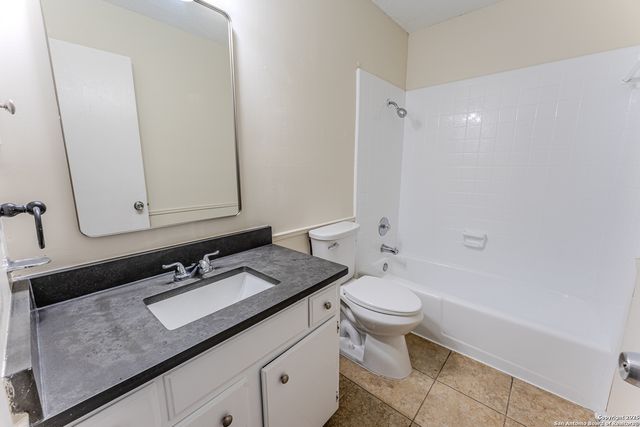 6915 Forest Meadow, San Antonio, TX 78240