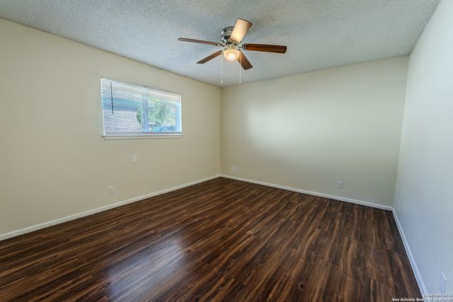 6915 Forest Meadow, San Antonio, TX 78240