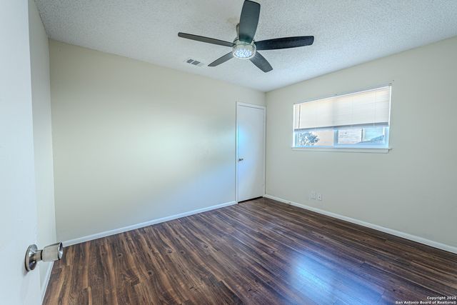 6915 Forest Meadow, San Antonio, TX 78240