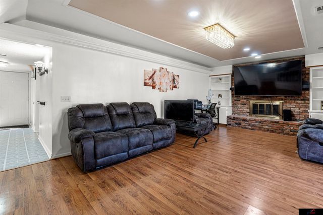 2517 S 167th Street, Omaha, NE 68130