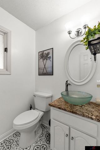 2517 S 167th Street, Omaha, NE 68130