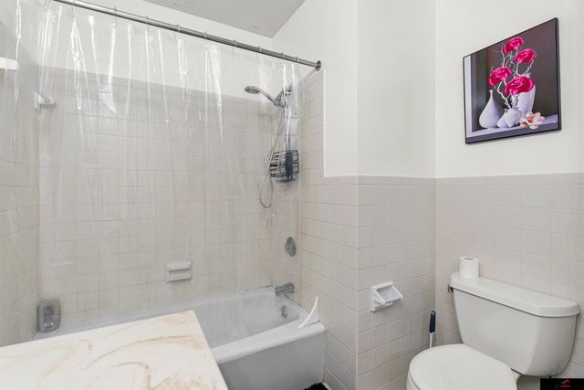 2517 S 167th Street, Omaha, NE 68130