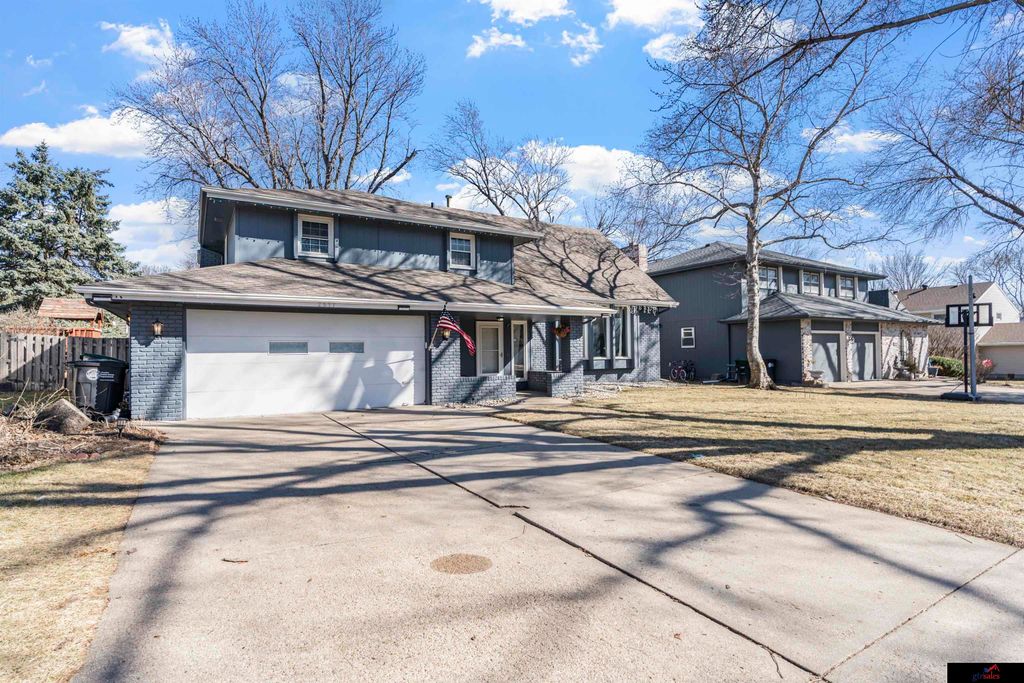 2517 S 167th Street, Omaha, NE 68130