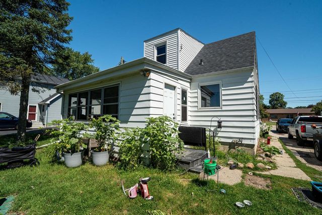 5121 85th STREET, Pleasant Prairie, WI 53158